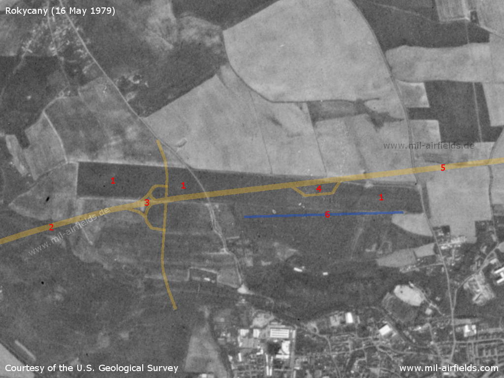 Flugplatz Rokycany, Tschechien, auf einem Satellitenbild 1979
