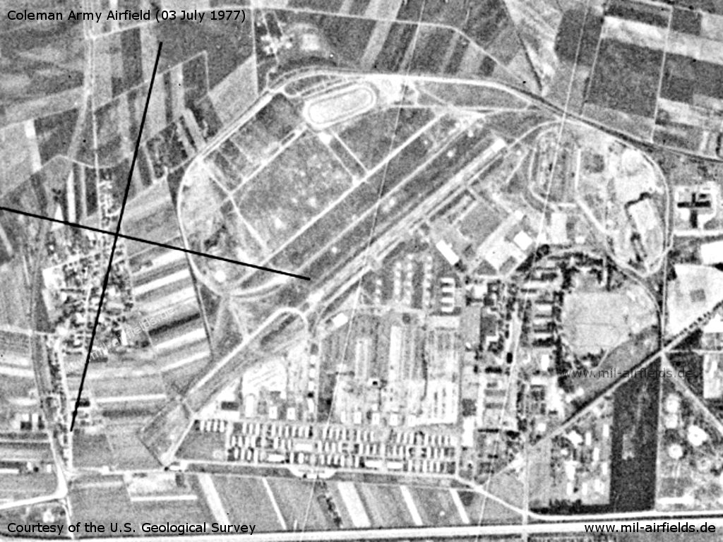 Coleman Army Airfield AAF, Mannheim, auf einem Satellitenbild 1977
