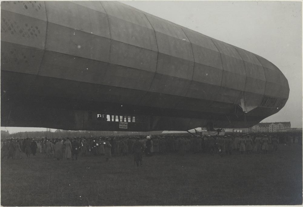 Image airship Viktoria Luise Oberwiesenfeld 1914