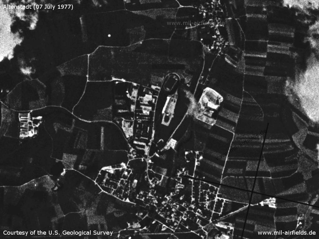 Flugplatz Altenstadt auf einem Satellitenbild 1977