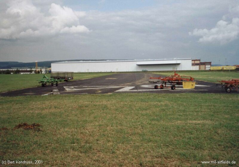 Bayreuth Bindlacher Berg Airfield: Remains of the runway