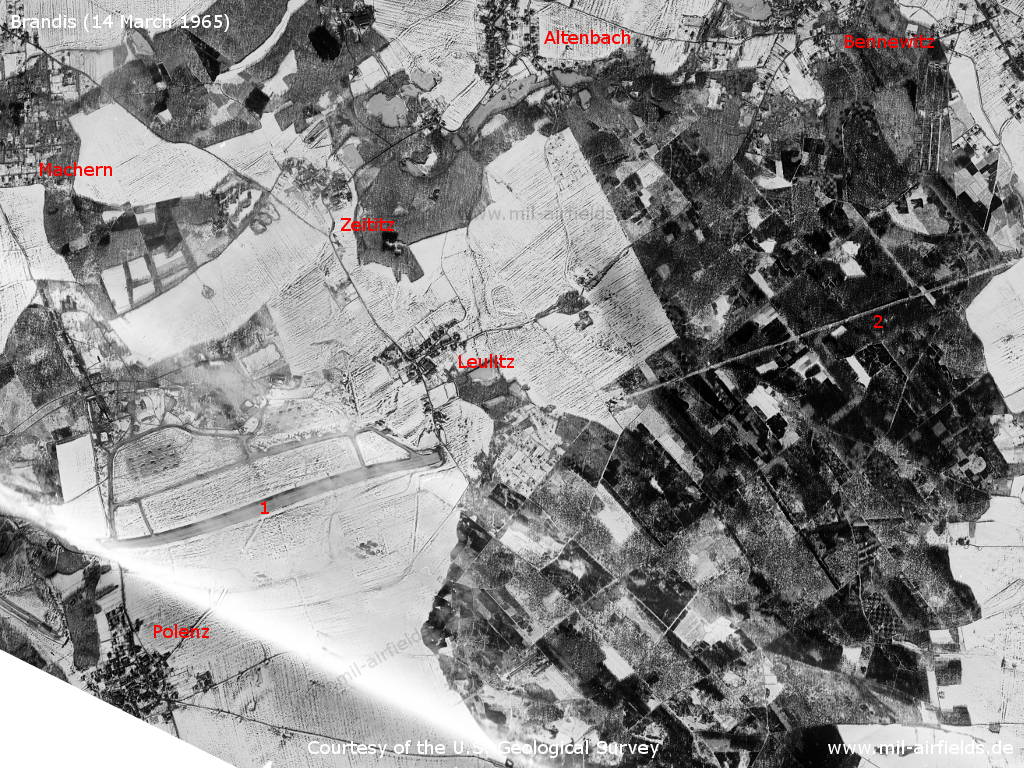 Flugplatz Brandis auf einem Satellitenbild 1965