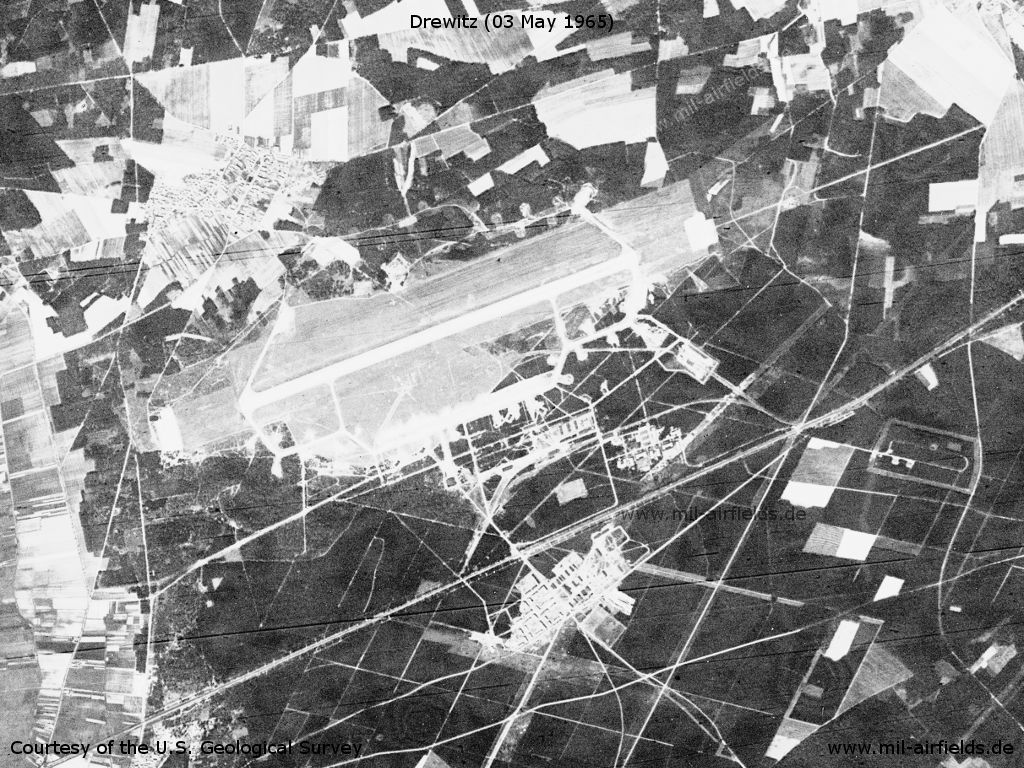 Flugplatz Drewitz auf einem Satellitenbild 1965