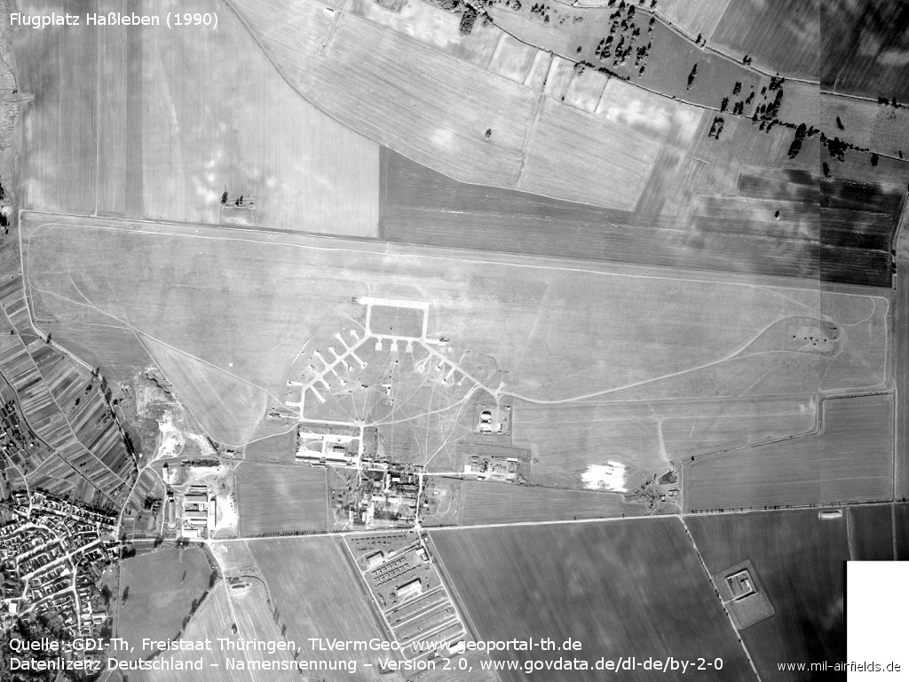 Luftbild Flugplatz Haßleben Oktober 1990