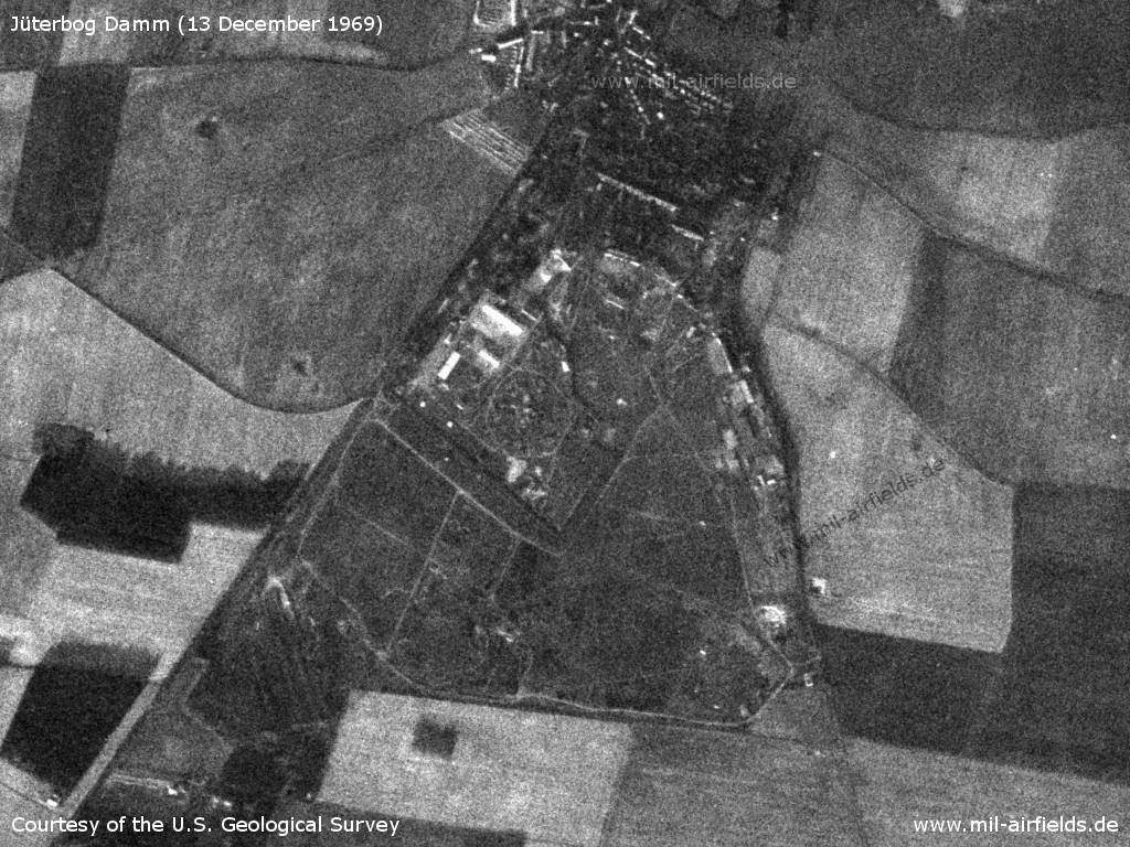 Flugplatz Jüterbog Damm auf einem Satellitenbild 1969