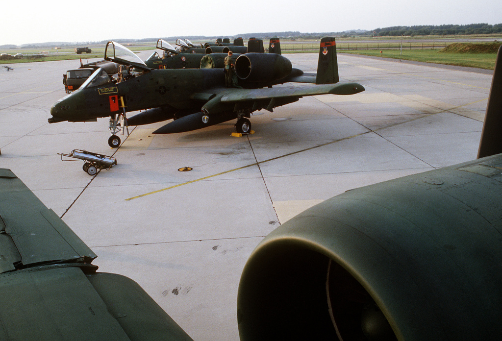 A-10 Thunderbolt II der US Air Force (USAF) in Leck