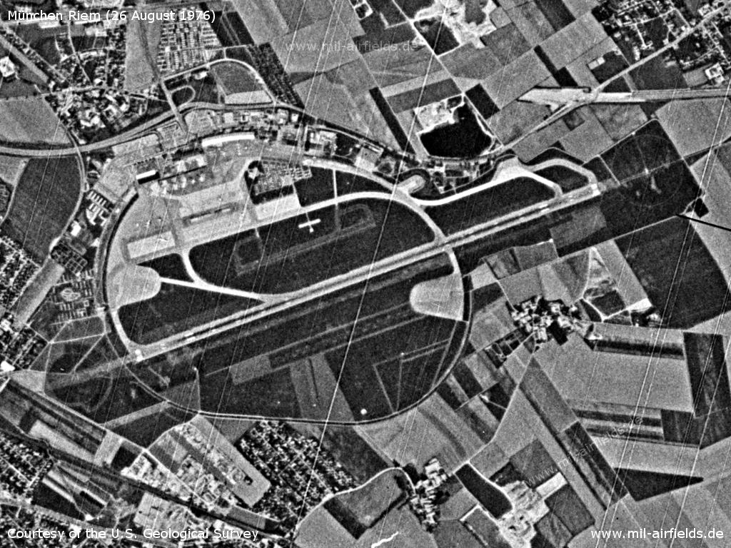 Flughafen Riem München auf einem Satellitenbild 1976