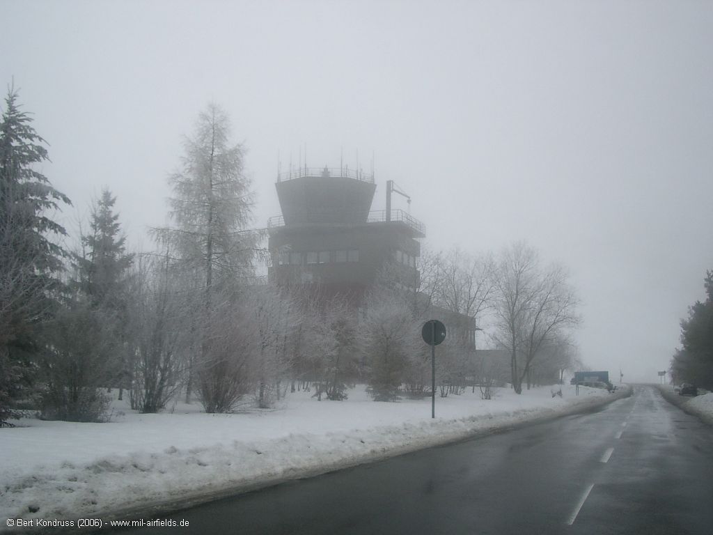 Control tower Neuhausen ob Eck