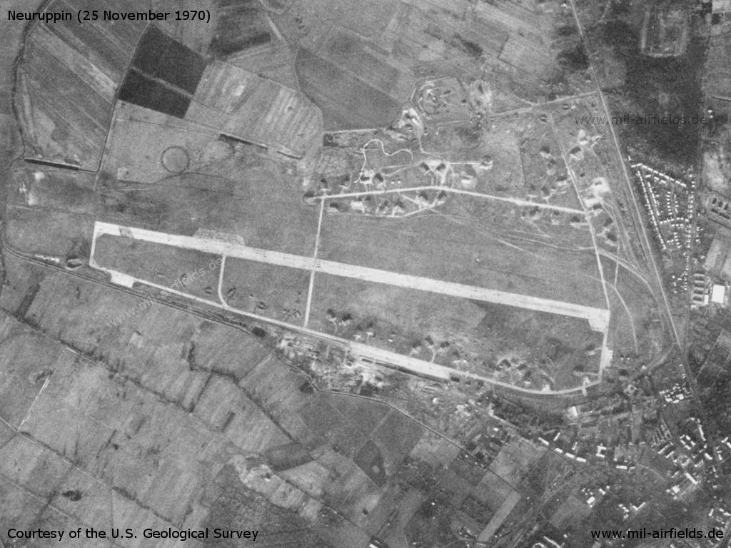 Flugplatz Neuruppin auf einem Satellitenbild 1970