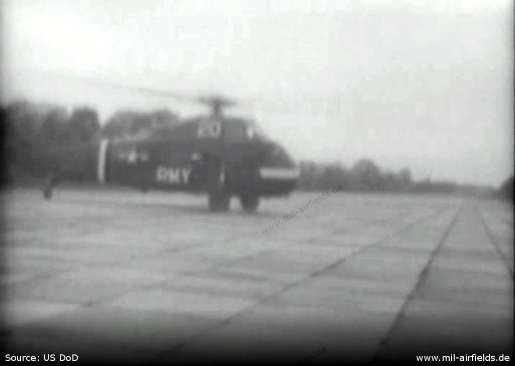 Hubschrauber H-34 auf dem Soldiers Field