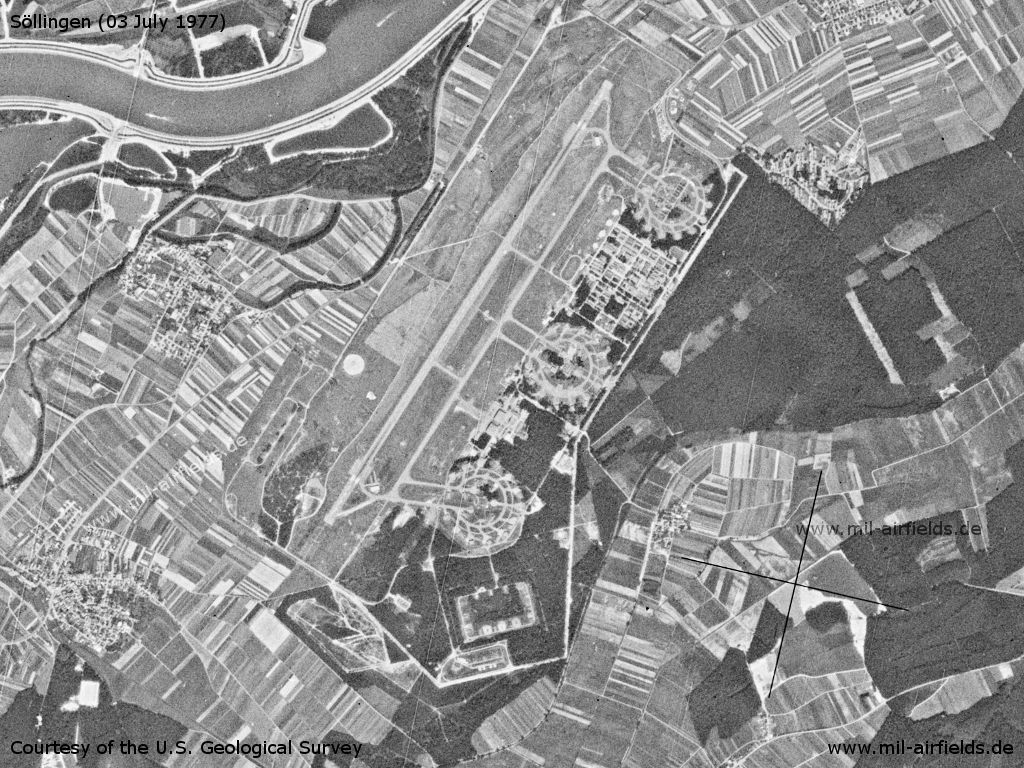 Flugplatz Söllingen auf einem Satellitenbild 1977